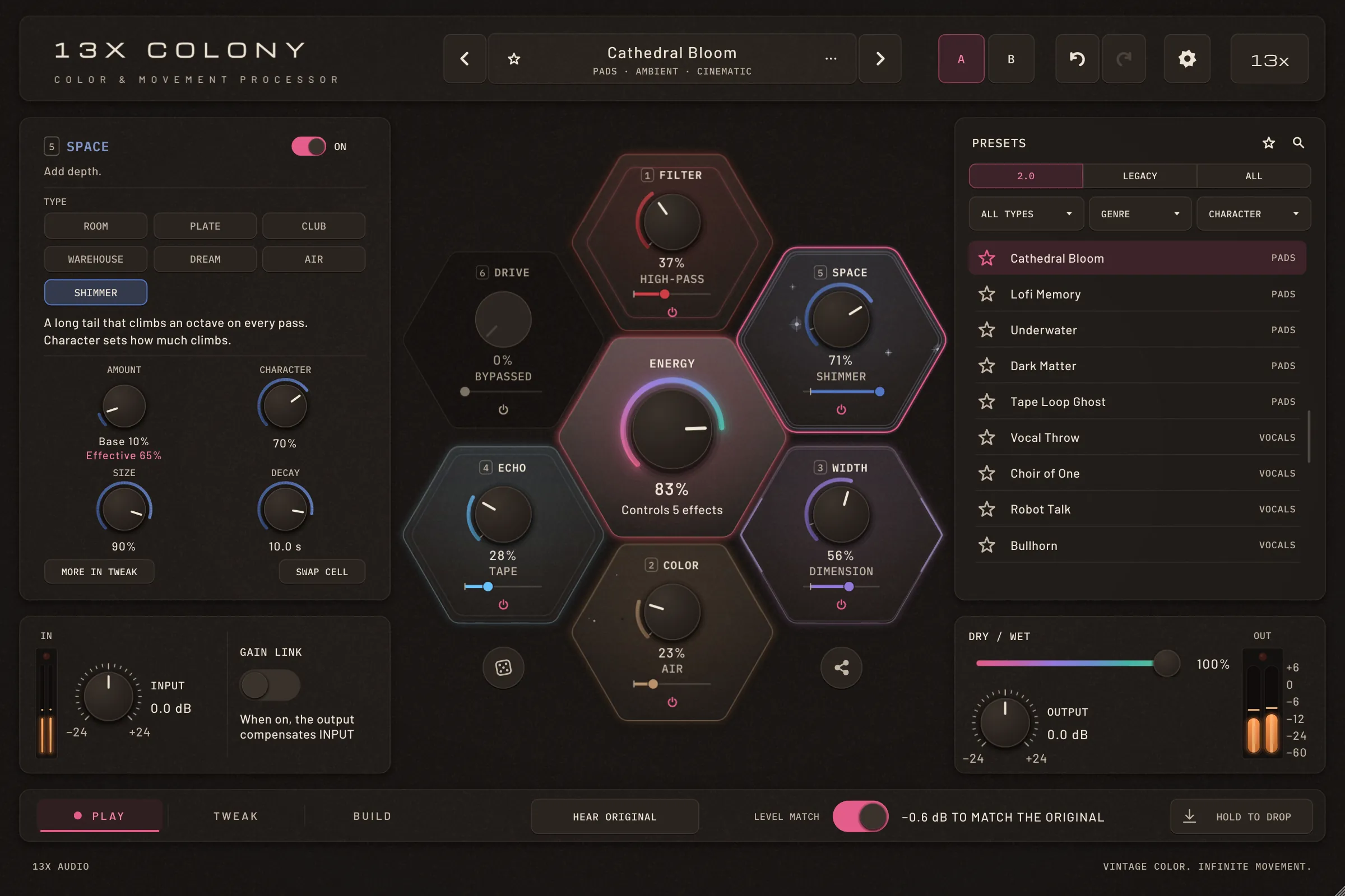 13x Colony in PLAY with the preset Cathedral Bloom, the preset browser on the 2.0 bank on the right